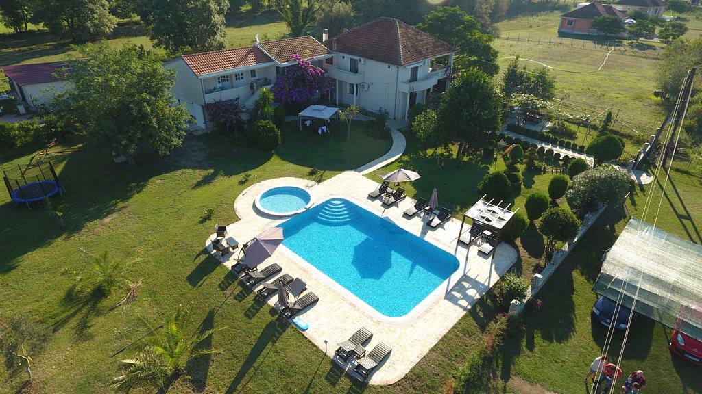 Apartments Ada Bojana Ulcinj Exterior photo